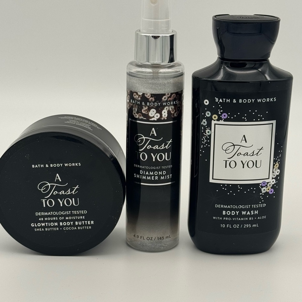 Bath & Body Works A Toast To You Body Care Gift Set NWT - Picture 2 of 4